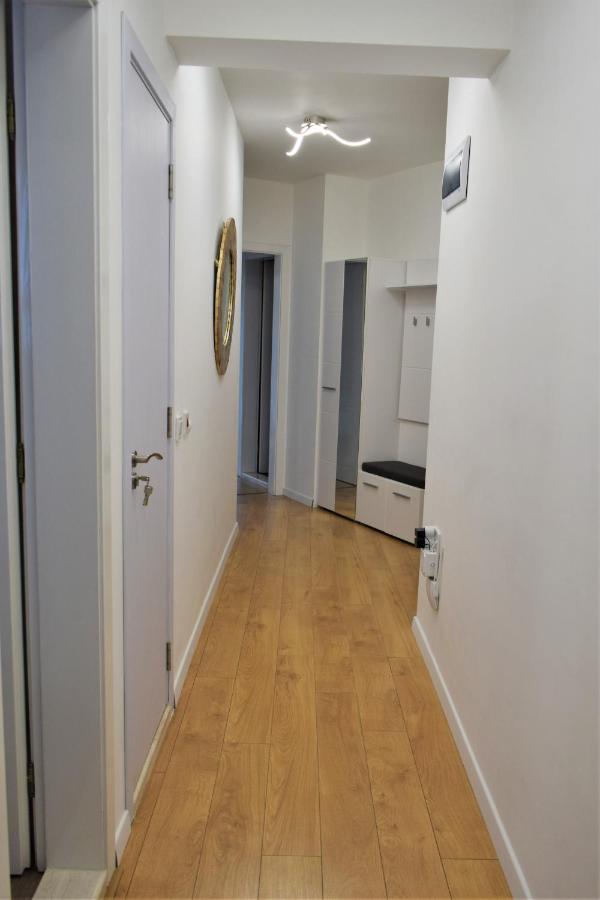 Top Center Apartment Gramophone With Private Parking Burgas Exterior foto